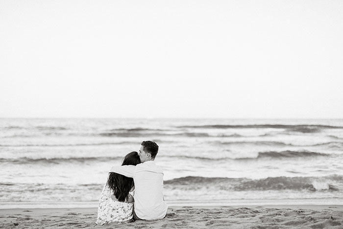 asbury park engagement photographer, couple, beach